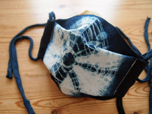 Load image into Gallery viewer, 藍染めフェイスマスクー絞り Aizome Face mask with SHIBORI Design
