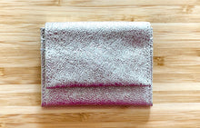 Load image into Gallery viewer, 開運 ゴールド高級山羊革 コインケース Gold Coin case