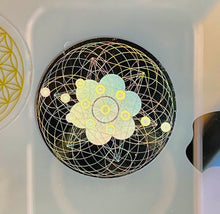 Load image into Gallery viewer, 電磁波防止秘密の神聖幾何学ホログラムススティッカー(ステッカー)ー EMF Sacred Geometric Codes hologram Gold Sticker