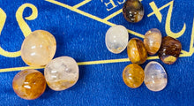 Load image into Gallery viewer, タンブル ストーン ゴールデン ヒーラー Crystal Tumbled Stone Golden healer

