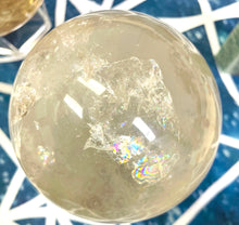 Load image into Gallery viewer, 球体（ソフィア）水晶とスモーキー
