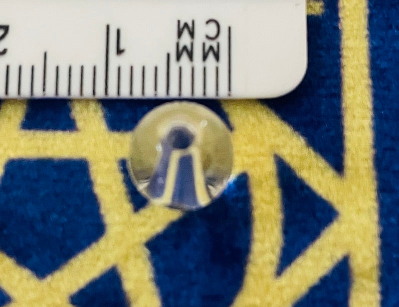 ビーズ 水晶２ミリ穴(希少) 8ミリ ５粒 Beads Quartz 2mm hole (rare) 8mm (set of 5)