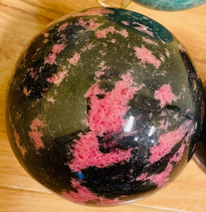 球体のクリスタル　ロードナイト（金星、プシケ、エロス　Sphere 6
