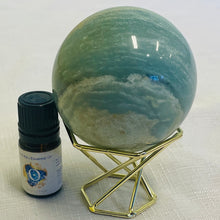 Load image into Gallery viewer, 天王星のクリスタル　カリビアンカルスカイブルーカルサイト　B　球体のクリスタル　Caribbean Calcite sphere
