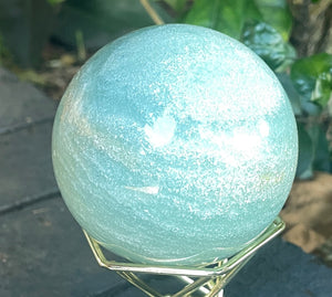 天王星のクリスタル　カリビアンカルスカイブルーカルサイト　B　球体のクリスタル　Caribbean Calcite sphere