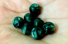 Load image into Gallery viewer, ビーズ セラフィナイト 8ミリ ５粒 Beads Seraphinite 8mm (set of 5)
