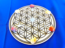 Load image into Gallery viewer, フラワーオブライフ神聖幾何学 グリッド マット 25cm とクリスタルのセット Flower of life Sacred geometry Crystal grid wood 25cm mat with Crystal set
