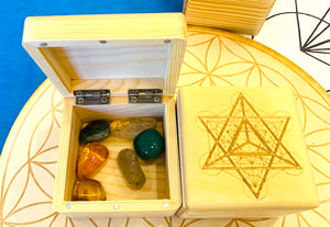 金運クリスタルとメタトロンキューブボックスセット Crystal Set Fortune Tumbled with Metatron Cube wooden Box