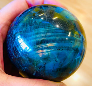 海王星、月、太陽の石ラブラドライト（h）球体のクリスタル sphere