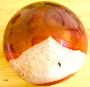 球体のクリスタル カーネリアン球体（火星とジュノー）ユニーク模様　carnelian